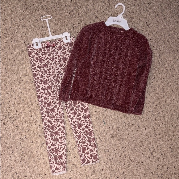 Nicole Miller Other - Nicole Miller glittery Sweater and Floral Leggings Set